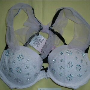 Victoria's Secret White Lace Bra with Floral Accents Limited Edition Fashion Sho